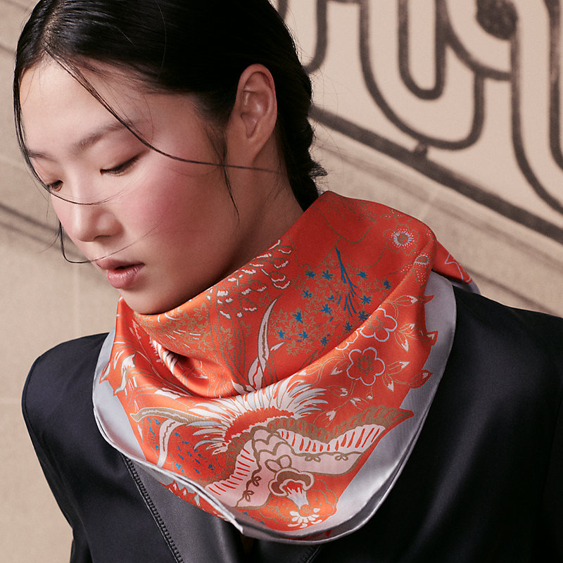 Mille Feuilles de Soie double face scarf 90 | Hermès Canada